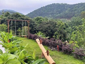 Quang cảnh vườn