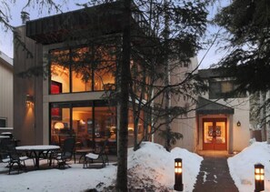 Exterior - Charming Aspen Retreat in Exclusive West End (Aspen)
