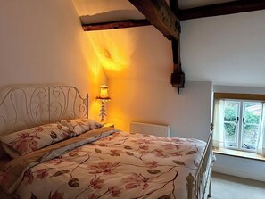 2 間睡房、熨斗/熨衫板、Wi-Fi、床單