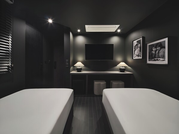 Superior Twin Room | Free WiFi