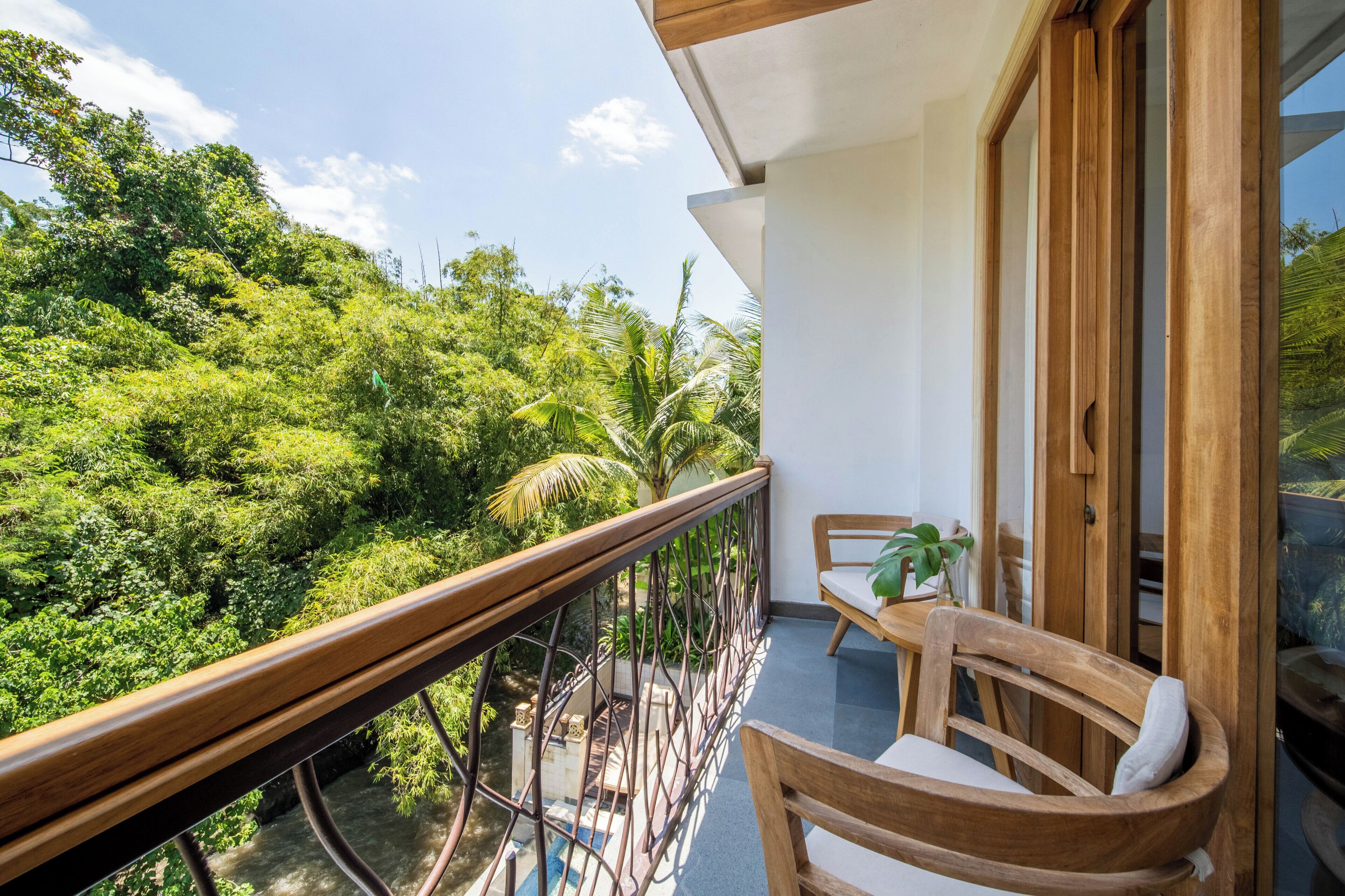Luxury Suite, Balcony, Garden View | View from room