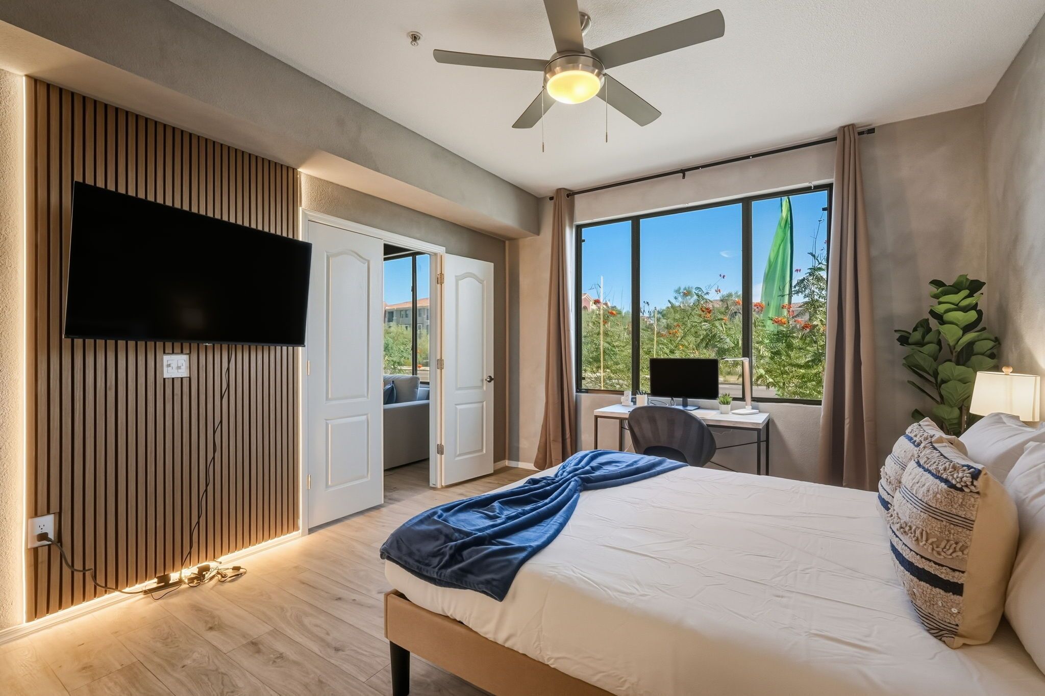 2 bedrooms, iron/ironing board, free WiFi, bed sheets