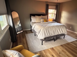 3 bedrooms, desk, free WiFi, bed sheets