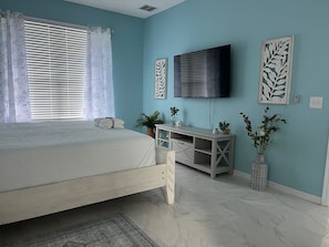 6 habitaciones, tabla de planchar con plancha y wifi gratis