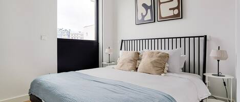 Fer et planche à repasser, Wi-Fi, draps fournis