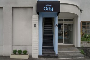 المنشأة من الخارج