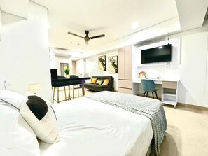 1 quarto, escrivaninha, ferros/tábuas de passar roupa, Wi-Fi de cortesia