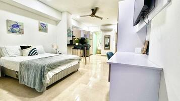 Desk, iron/ironing board, free WiFi, bed sheets