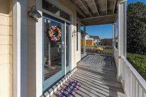 Exterior detail - Carolina Comfort: New Rental, Private Pool, Community Amenities (Corolla)