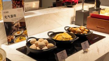 Free daily local cuisine breakfast