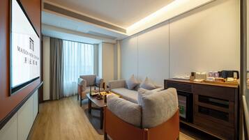 Laptop workspace, blackout curtains, soundproofing, iron/ironing board