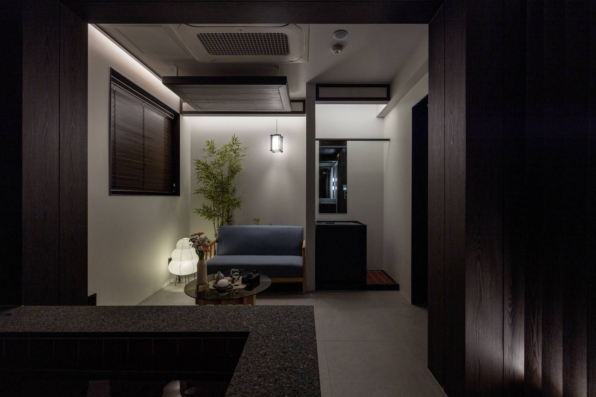 Individually decorated, individually furnished, desk, laptop workspace