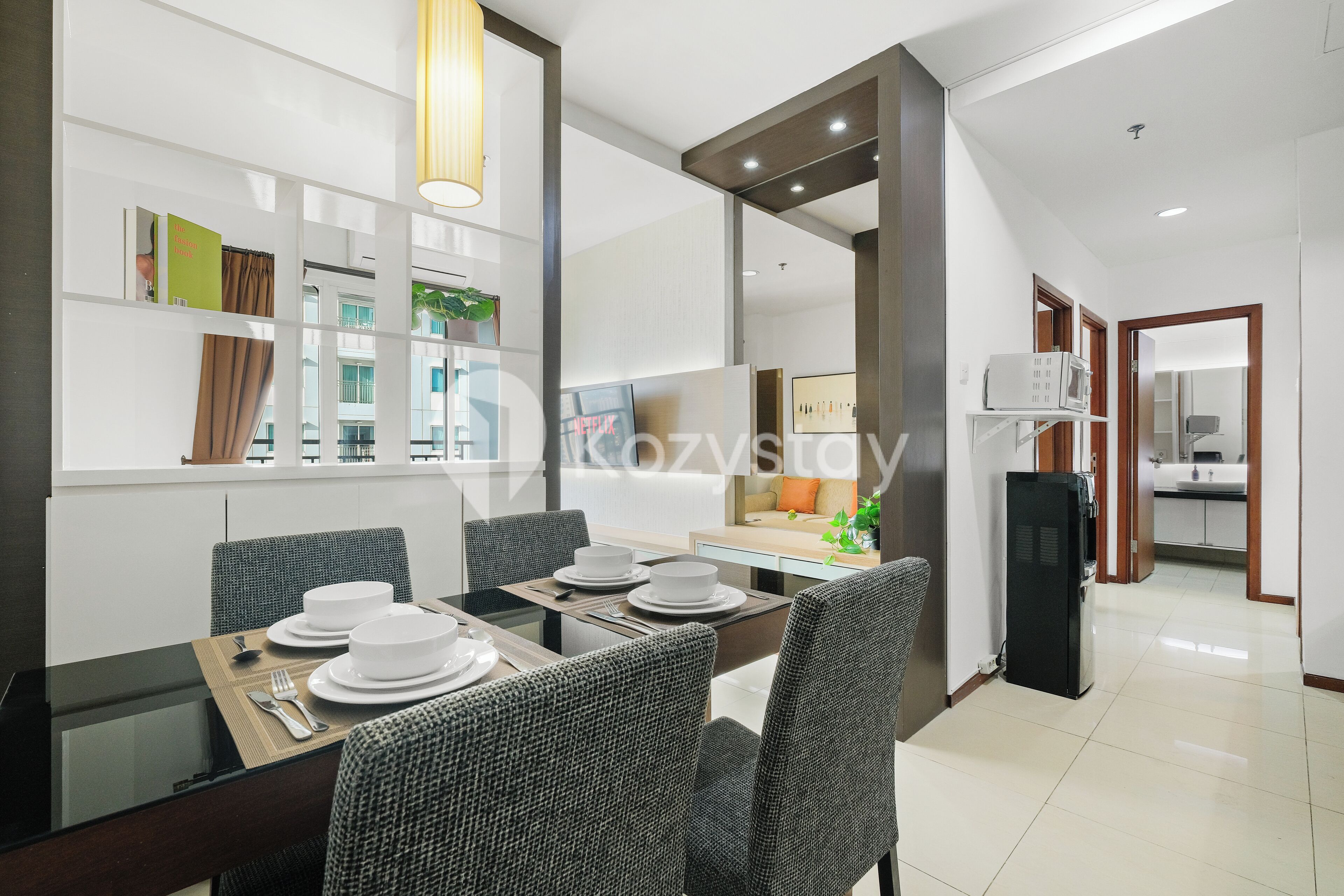 Apartment, 2 Bedrooms, City View | Dining room