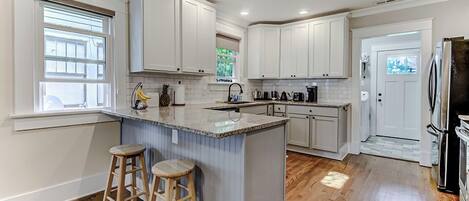 Fridge, microwave, dishwasher, coffee/tea maker