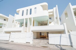 Property entrance - PATTAYA HAPPY HOUSE VILLA (Pattaya)