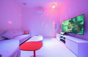 Karaoke room - PATTAYA HAPPY HOUSE VILLA (Pattaya)