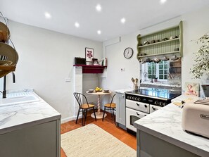 Microwave, oven, dishwasher - Bossington Green Cottage, Near Porlock (Nr Porlock)