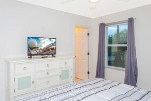 Unclassified image, 2 of 3, button - Relaxing 3 Bedroom Home Near Disney 4564 (Kissimmee)
