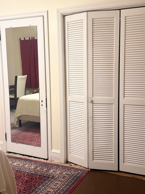 Deluxe Room, 1 King Bed, Non Smoking, City View | Individually furnished, desk, laptop workspace, free WiFi - Socana's Country House (Loris)