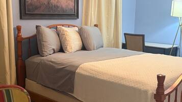 Habitació individual clàssica, 1 dormitori, no fumadors, vistes a la ciutat | Mobiliari individual i escriptori