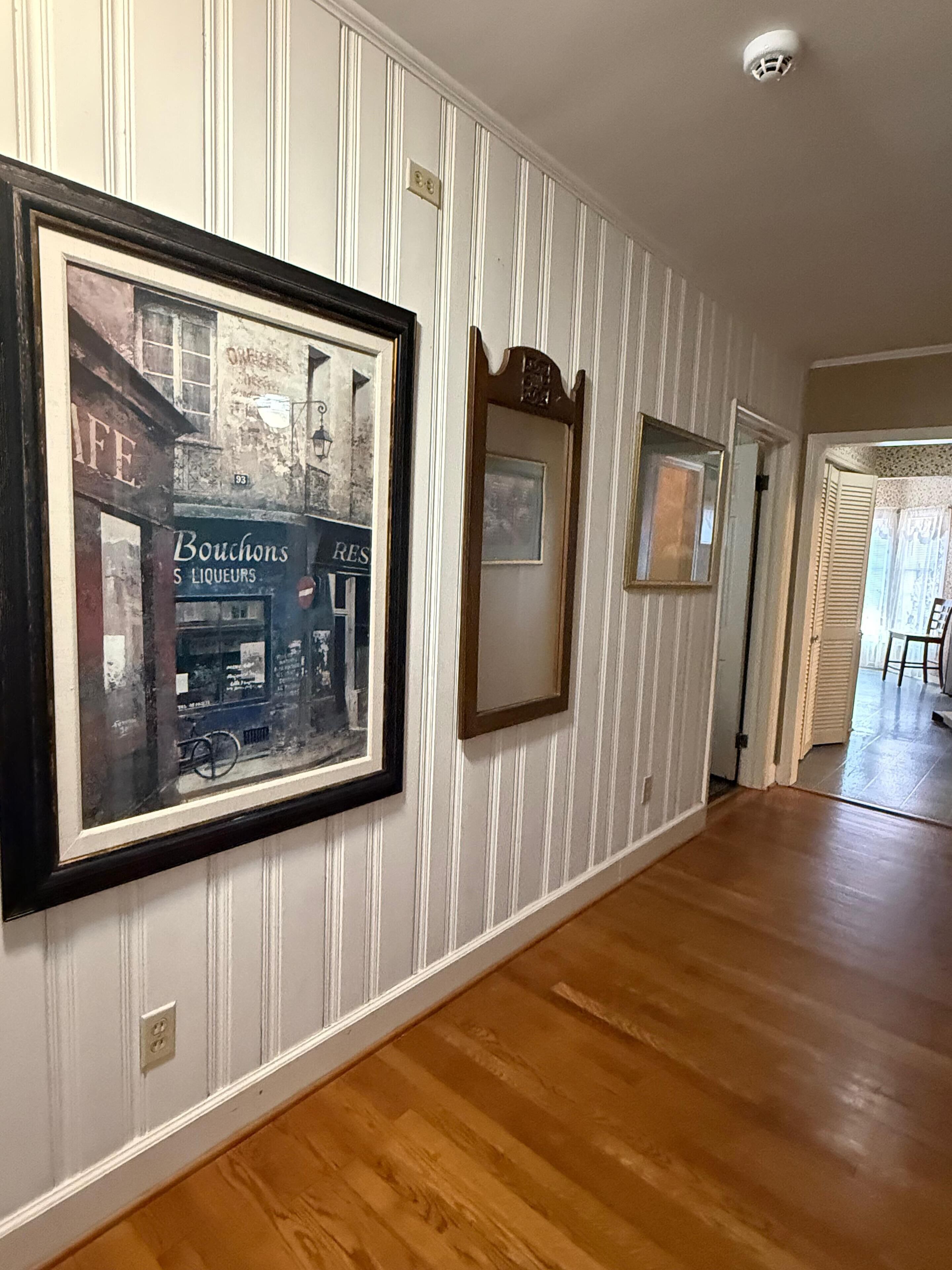 Smart TV de 75 pulgadas con canales por cable 