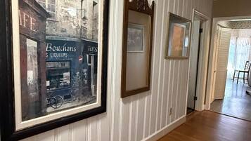 Smart TV de 75 pulgadas con canales por cable