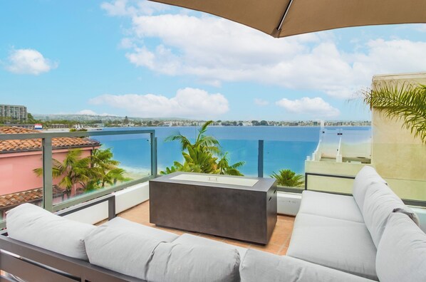 Property grounds - Stylish Two-Bedroom Retreat in Sunny San Diego – Includes AC (San Diego)