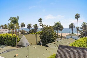 Beach/ocean view