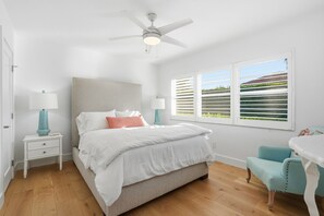 2 多间卧室、熨斗/熨衣板、WiFi、床单