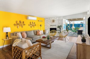 Älytelevisio, kirjoja