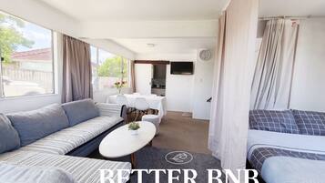 2 bedrooms, iron/ironing board, WiFi, bed sheets