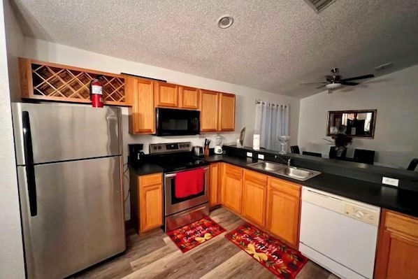 Room - Grand Luxury Pool Home Near Disney & Universal (Davenport)