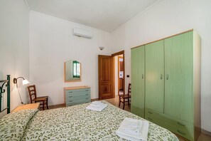 3 chambres, Wi-Fi gratuit, draps fournis