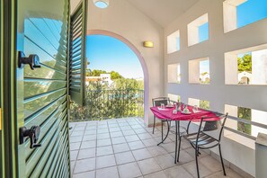 Outdoor dining - Borgo Primizia M15 Pool And Sea, Otranto, Italy (Otranto)
