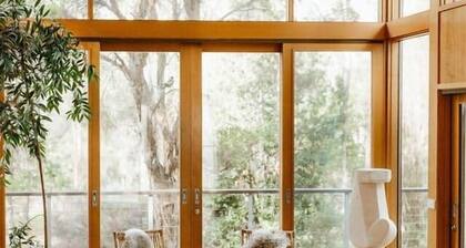 An Architectural Bush Retreat near Yarra Valley