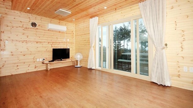 24PY Duplex Room
