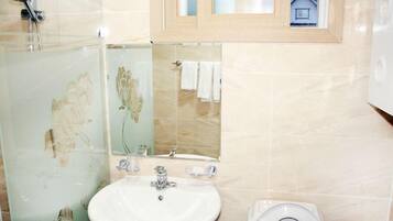 24PY Duplex Room | Bagno