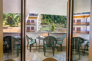 Dining - Appartamento La Selva Incantata, Sauze d'Oulx, Italy (Sauze d'Oulx)