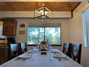 Dining - Pine Mountain Lake Cabin/Yosemite, Sleeps 8+,1Acre (Groveland)