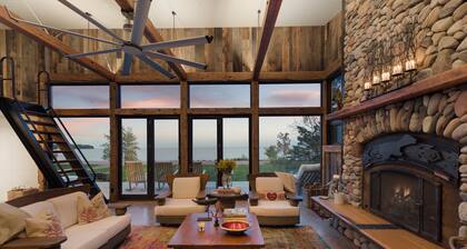 Stone and Cedar Lodge-Two Separate Homes with Private Dock and Sand Beach On Madeline Island!