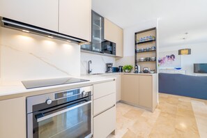 Fridge, microwave, oven, stovetop