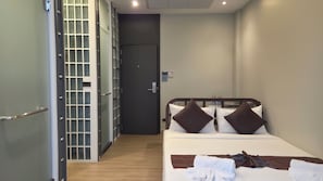 Habitación superior, balcón | Escritorio, sistema de insonorización, wifi gratis