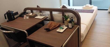 Superior-Zimmer, Balkon | Schreibtisch, kostenloses WLAN