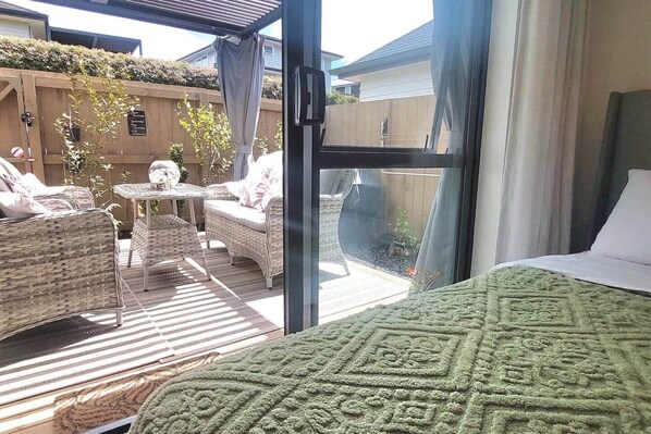 1 bedroom, WiFi, bed sheets