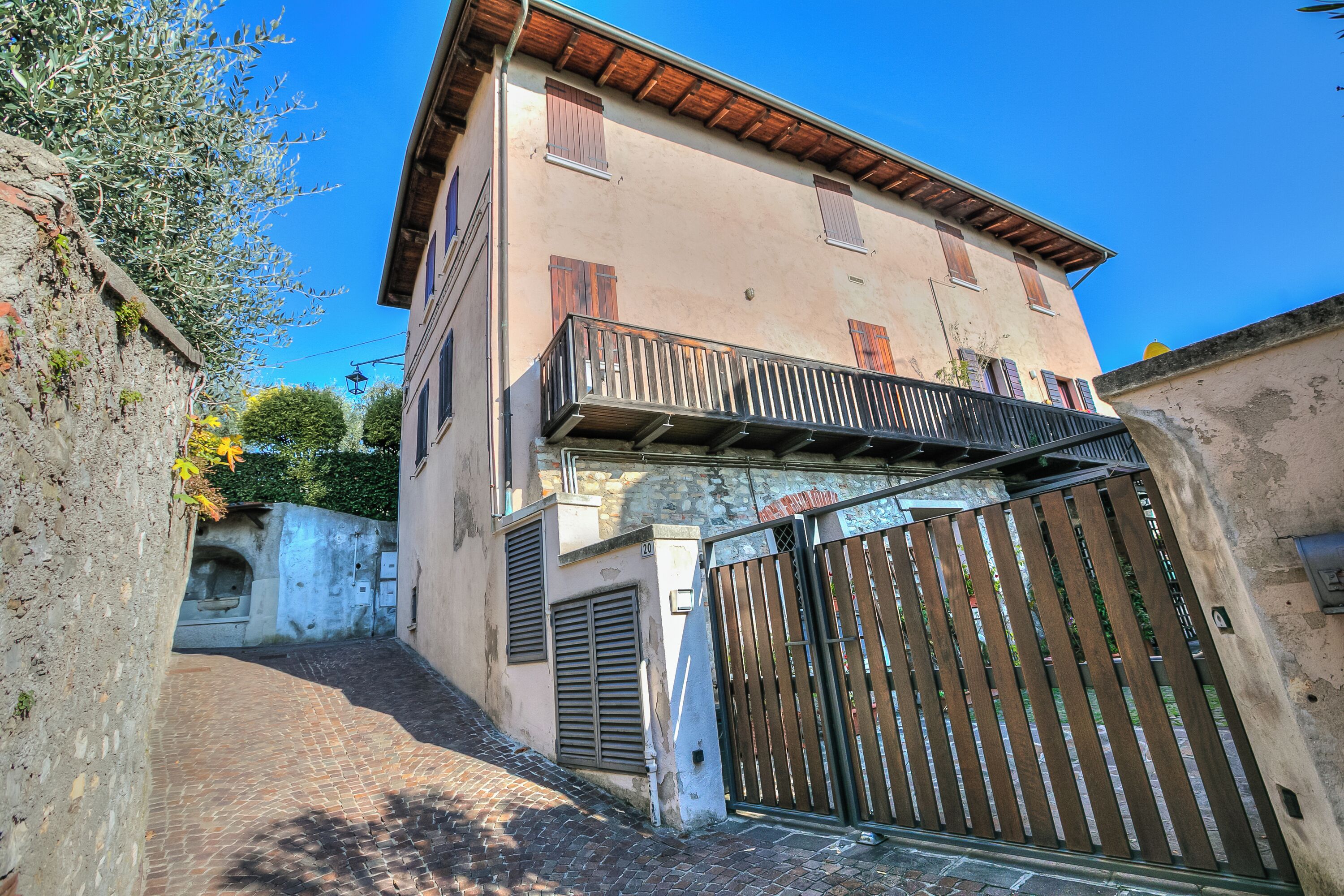 Standard Apartment, Multiple Bedrooms, Mountainside (Le Fontane With View Lake) | Exterior