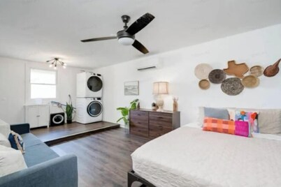 5/2 (two kings), fireplace, hot tub, firepit