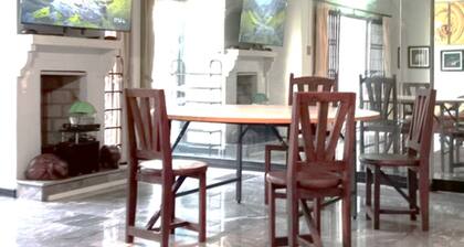 Welcome to Ohowowgood Home Stay Chiangmai 201.
Thai artistry contemporary home,