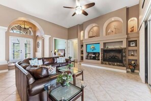 Room - Reel Serenity (Cape Coral)