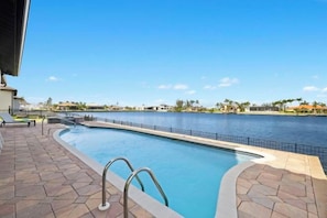 Unclassified image, 4 of 8, button - Villa Stella (Cape Coral)