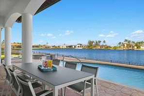 Unclassified image, 2 of 8, button - Villa Stella (Cape Coral)